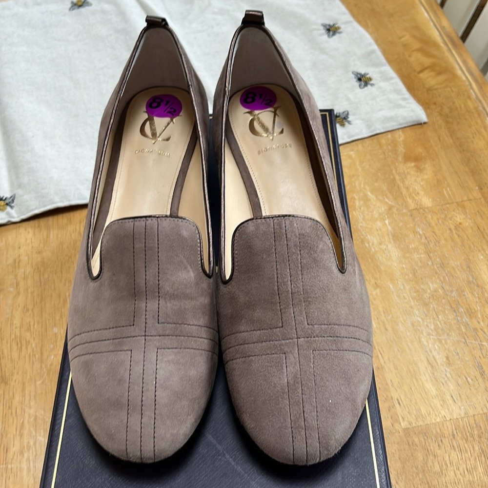 Vince camuto signature VI-NOVA shoes 8.5 M